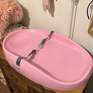 Pink Bumbo changing pad